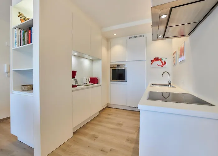 公寓 Lecomte - Sky & Sea Loft 208 *