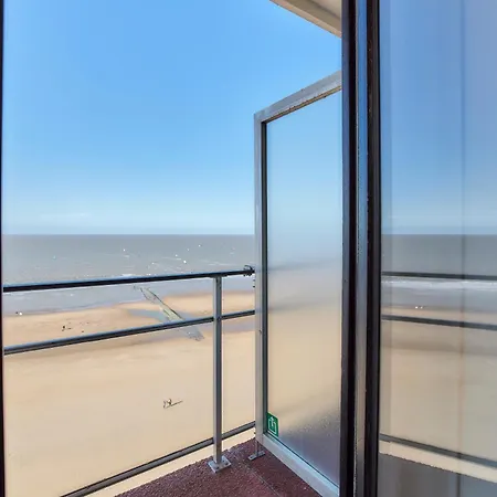Lecomte - Sky & Sea Loft 208 * 奥斯滕德